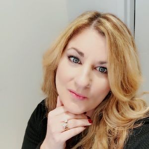 Meet your Posher, Tina